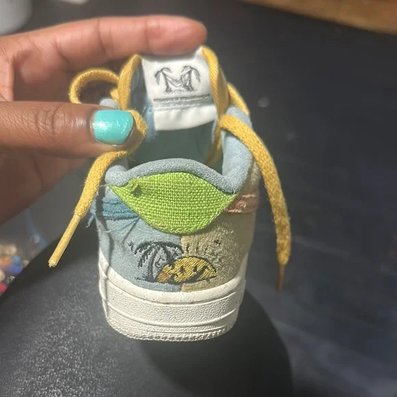 Nike Yellow and Blue Retro Sneakers - Picture 3 of 6